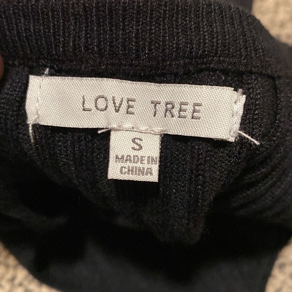 NWOT Black Ribbed Cropped Tank Top Size Small - Picture 6 of 10